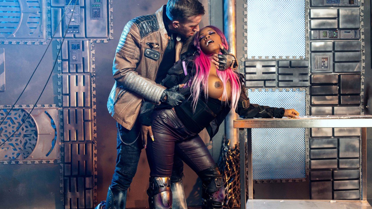 Kiki Minaj Trixana se fait enculer par son ex Captain D – A2M & facial galactique